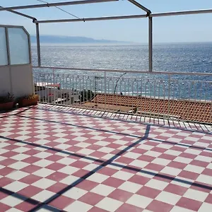 Ancora Roccalumera